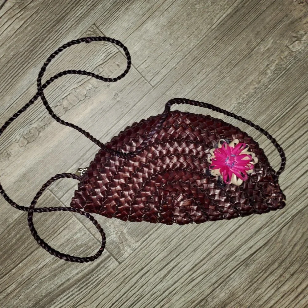 Handmade Straw Purse ~~~ Statement Piece 🍘 🍥🍘